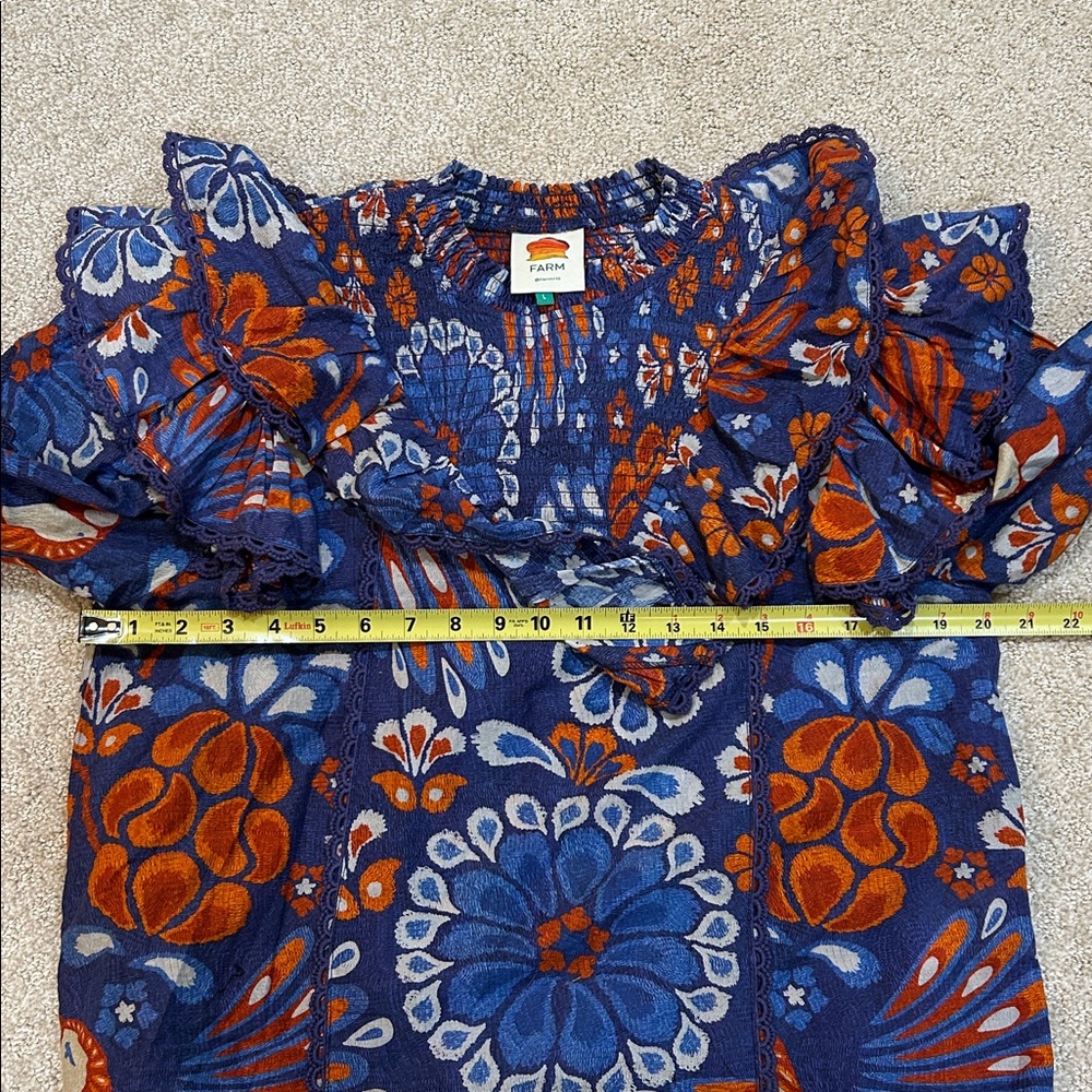 FARM RIO Smocked Pineapple Flowers Navy Blue
Blouse Large - Picture 13 of 14
